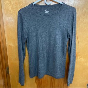 Women’s gray stretchy long sleeve T-shirt